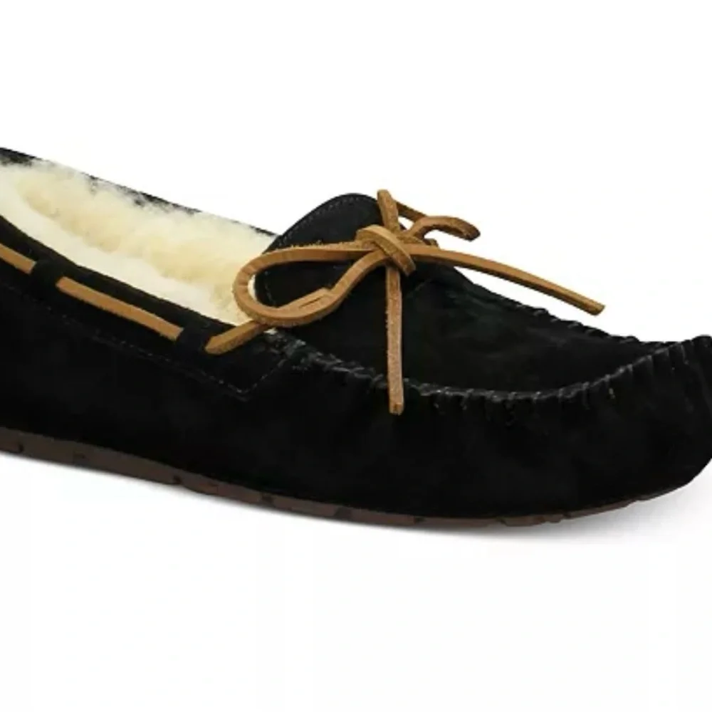 Ugg Dakota women’s shearling lined moccasins slippers navy blue suede size 10